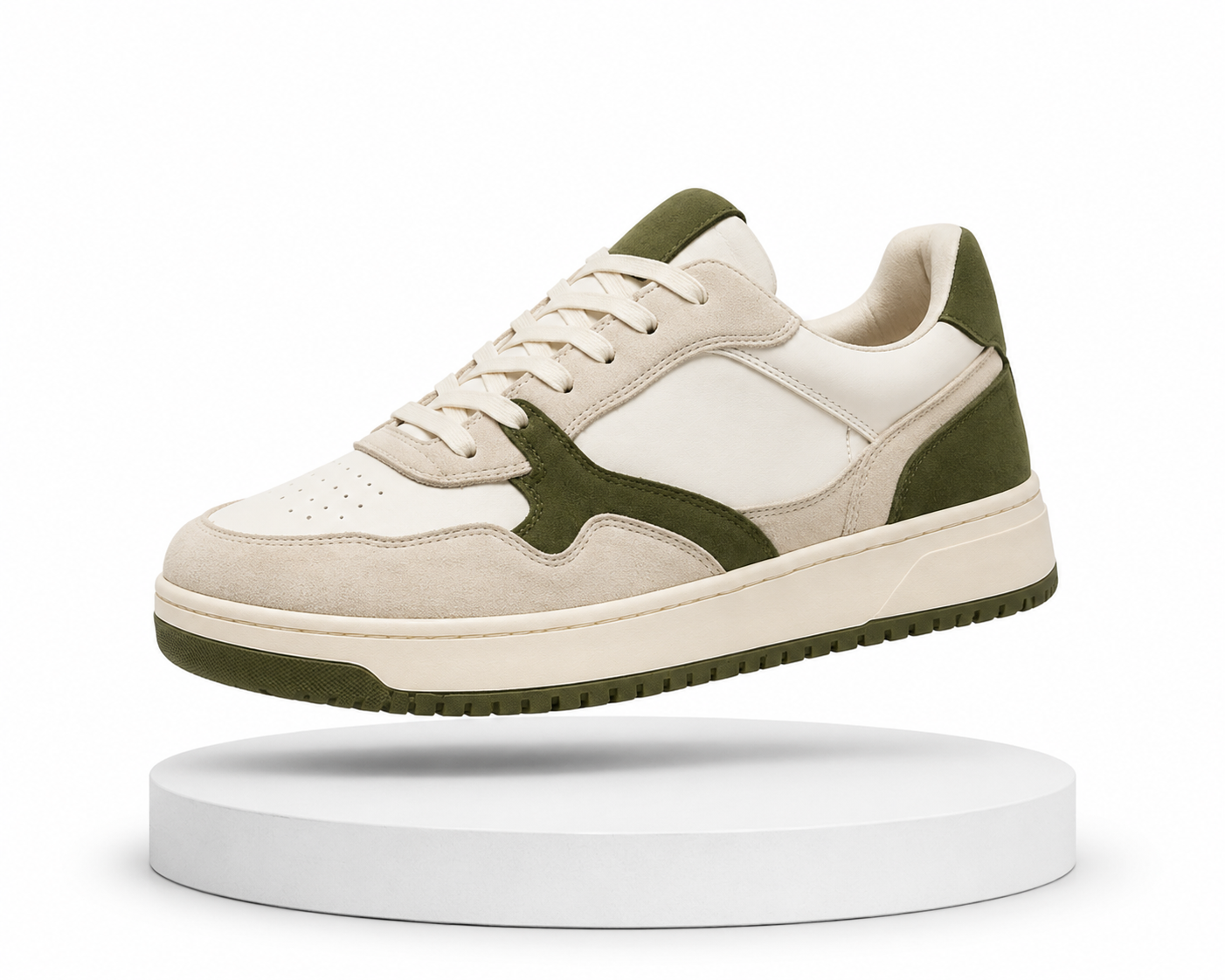 Stnned Shoes